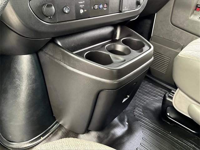 2024 Chevrolet Express Cargo Work Van photo 16