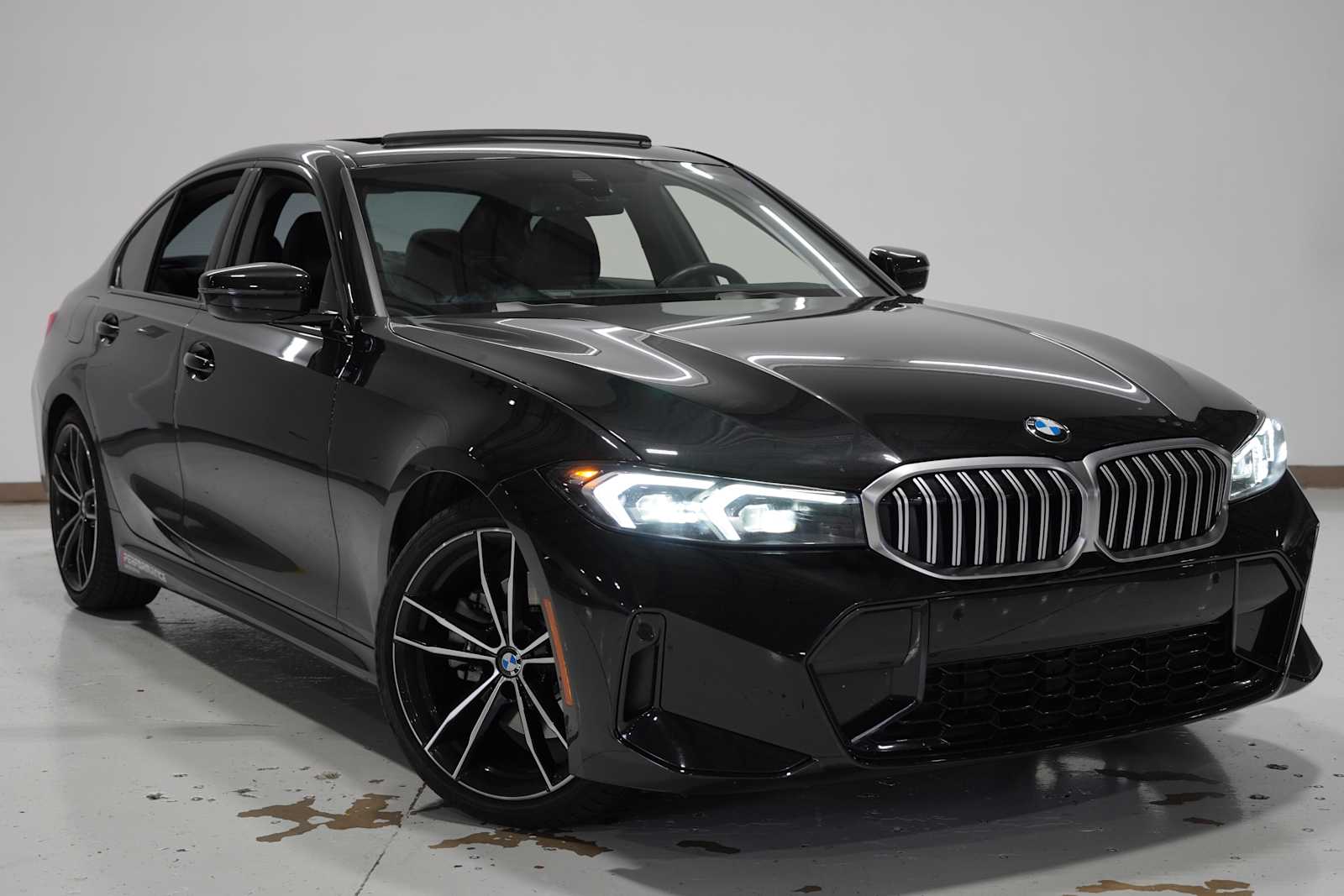 2023 Bmw 330i photo 3