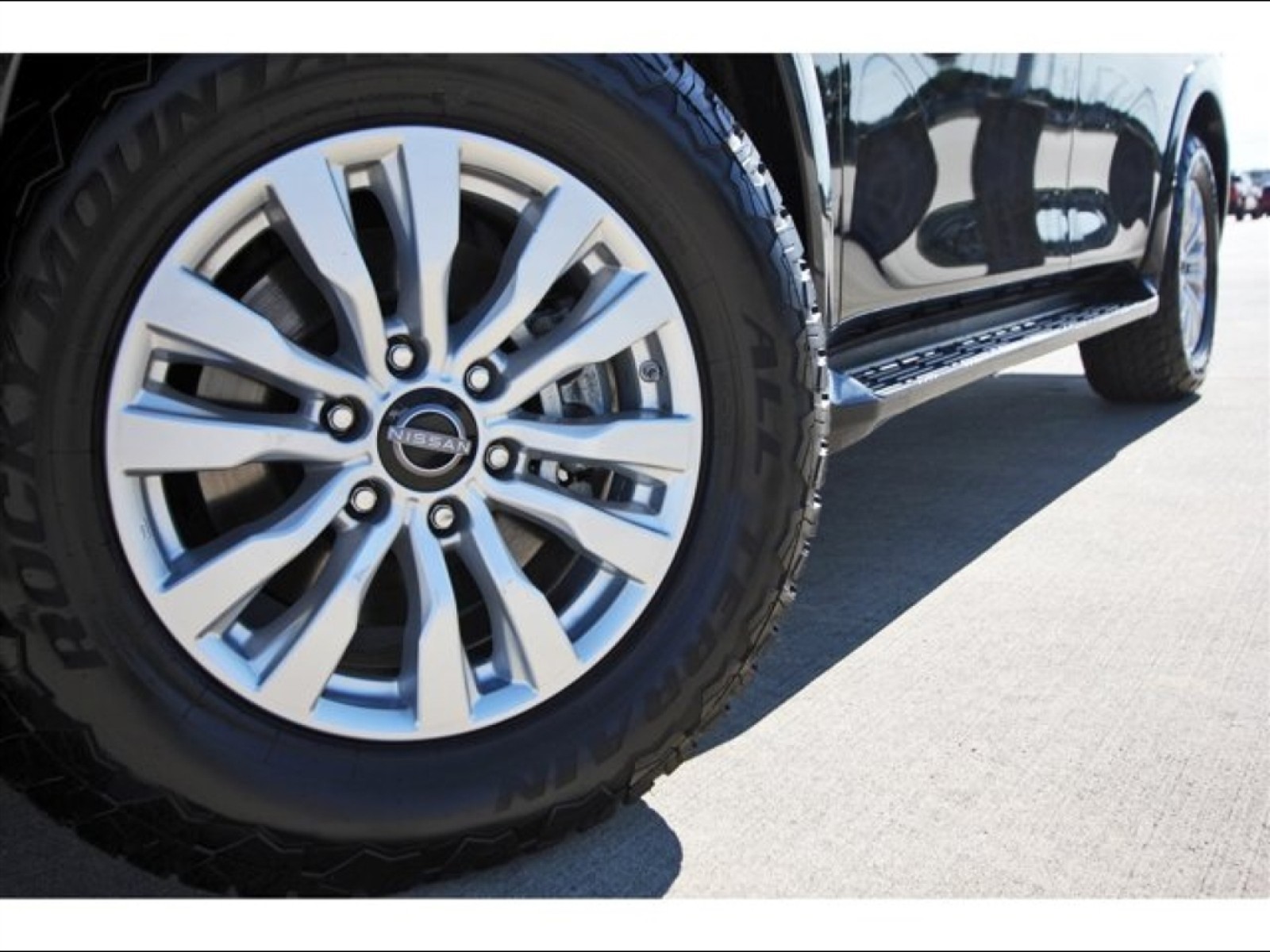 2024 Nissan Armada SV Black at Robbins Nissan