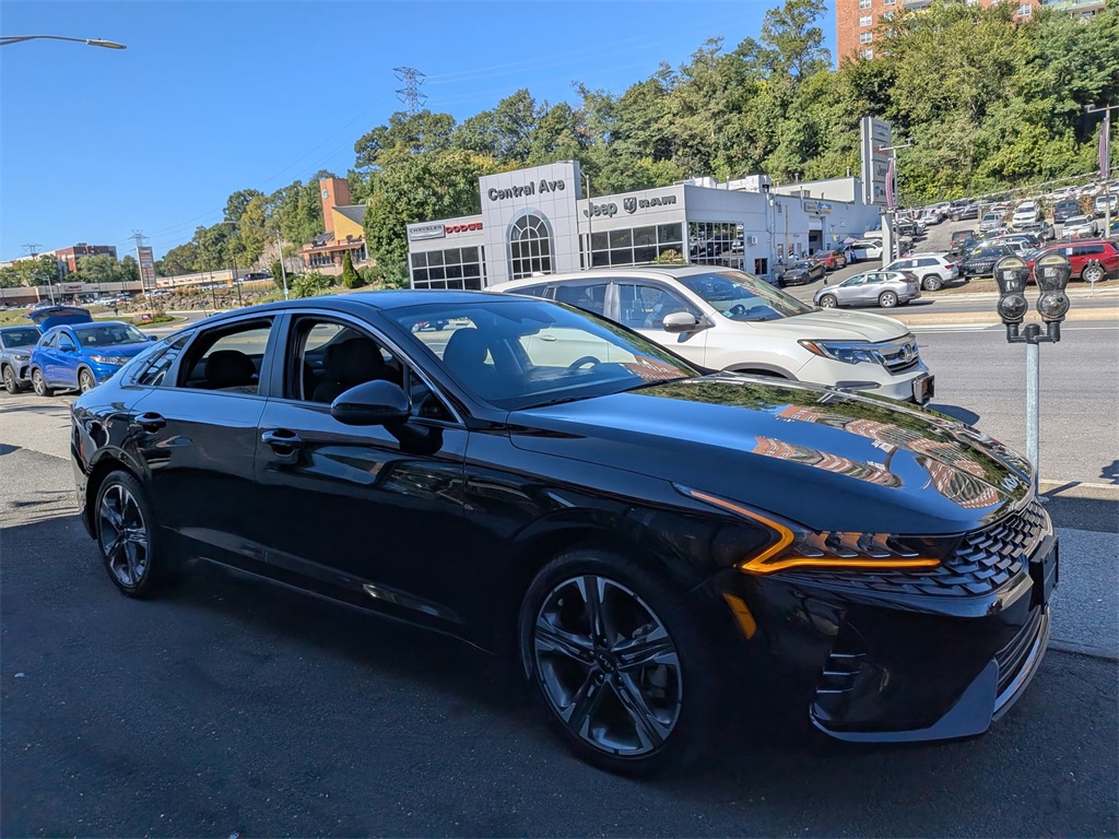 2022 Kia K5 LXS photo 4