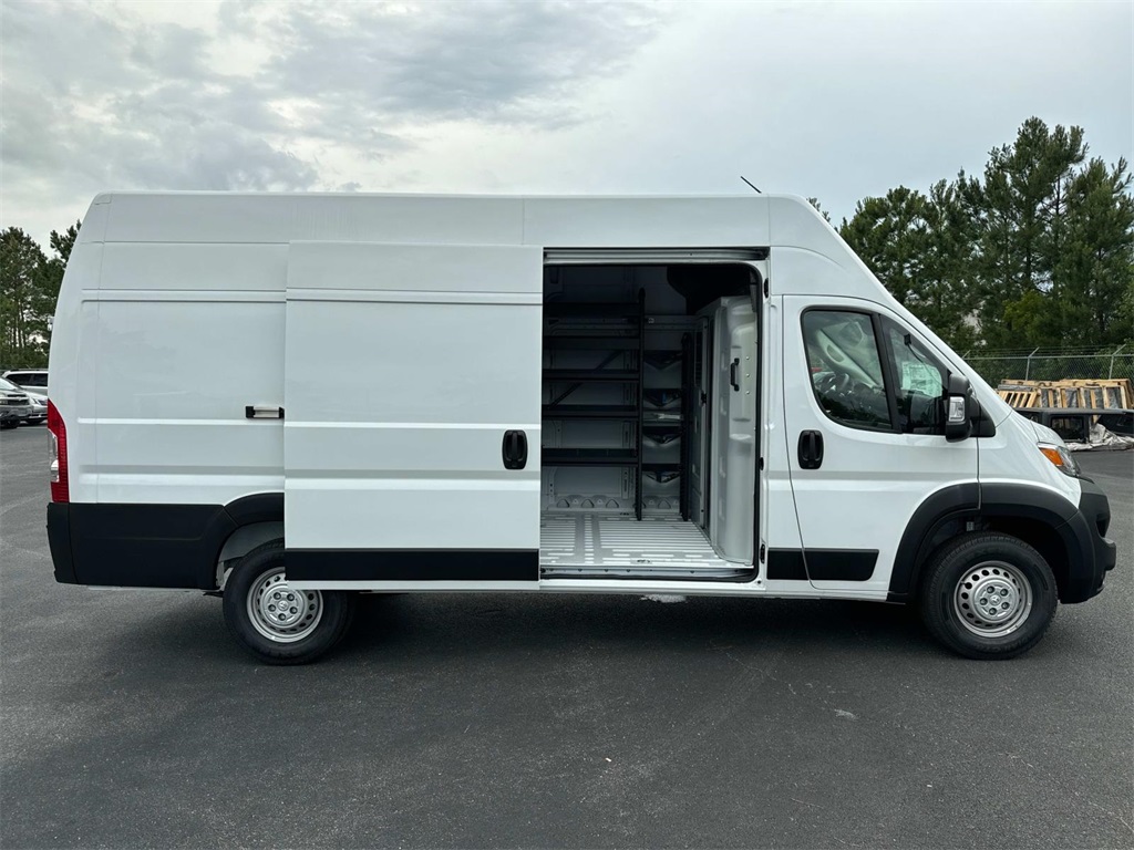 2024 Ram ProMaster 3500 photo 11