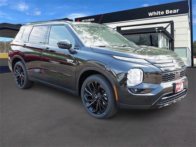 2025 Mitsubishi Outlander Plug-in Hybrid SEL Black Edition's photo