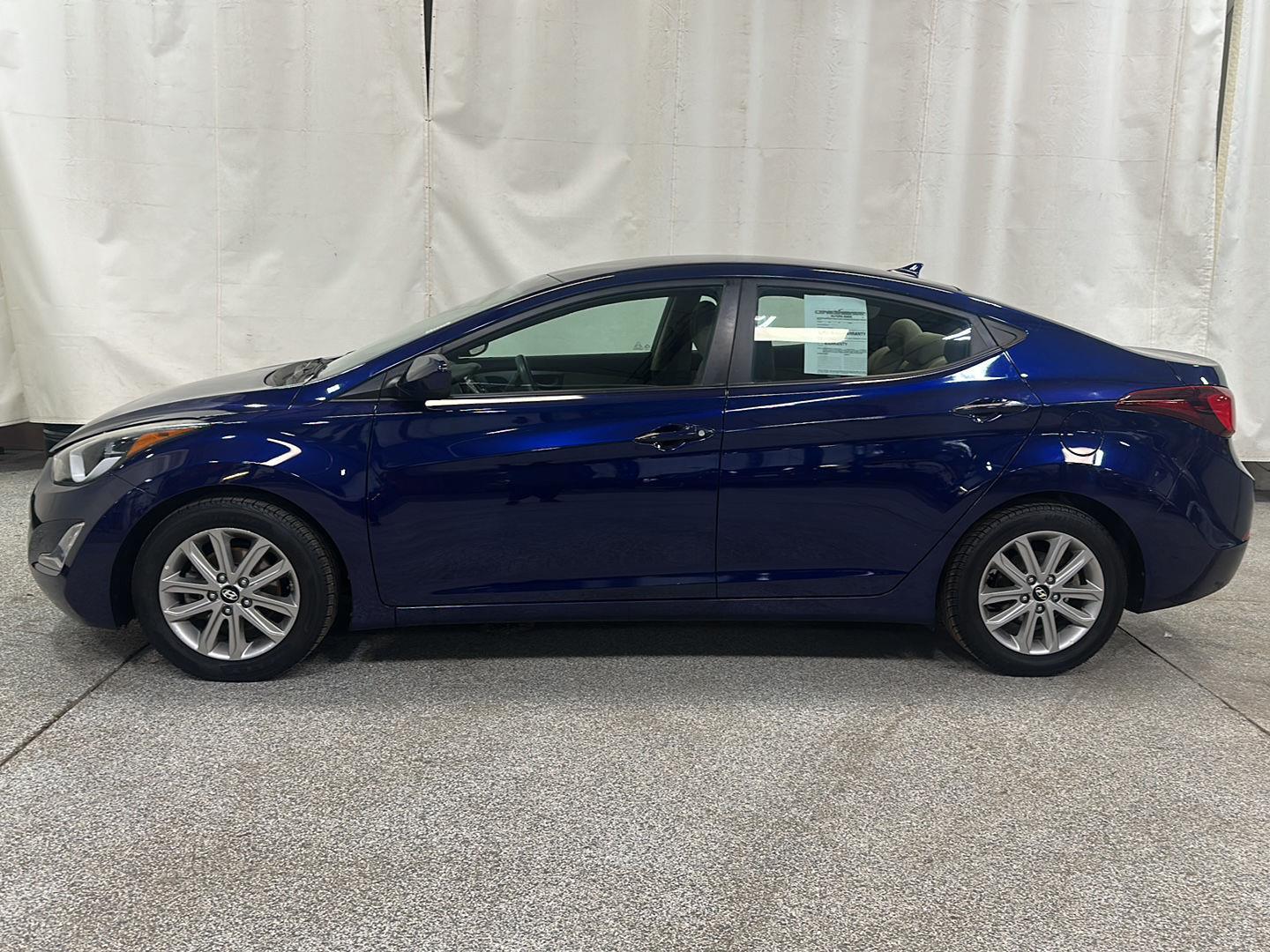 Used 2014 Hyundai Elantra SE with VIN 5NPDH4AE1EH458121 for sale in Waconia, Minnesota