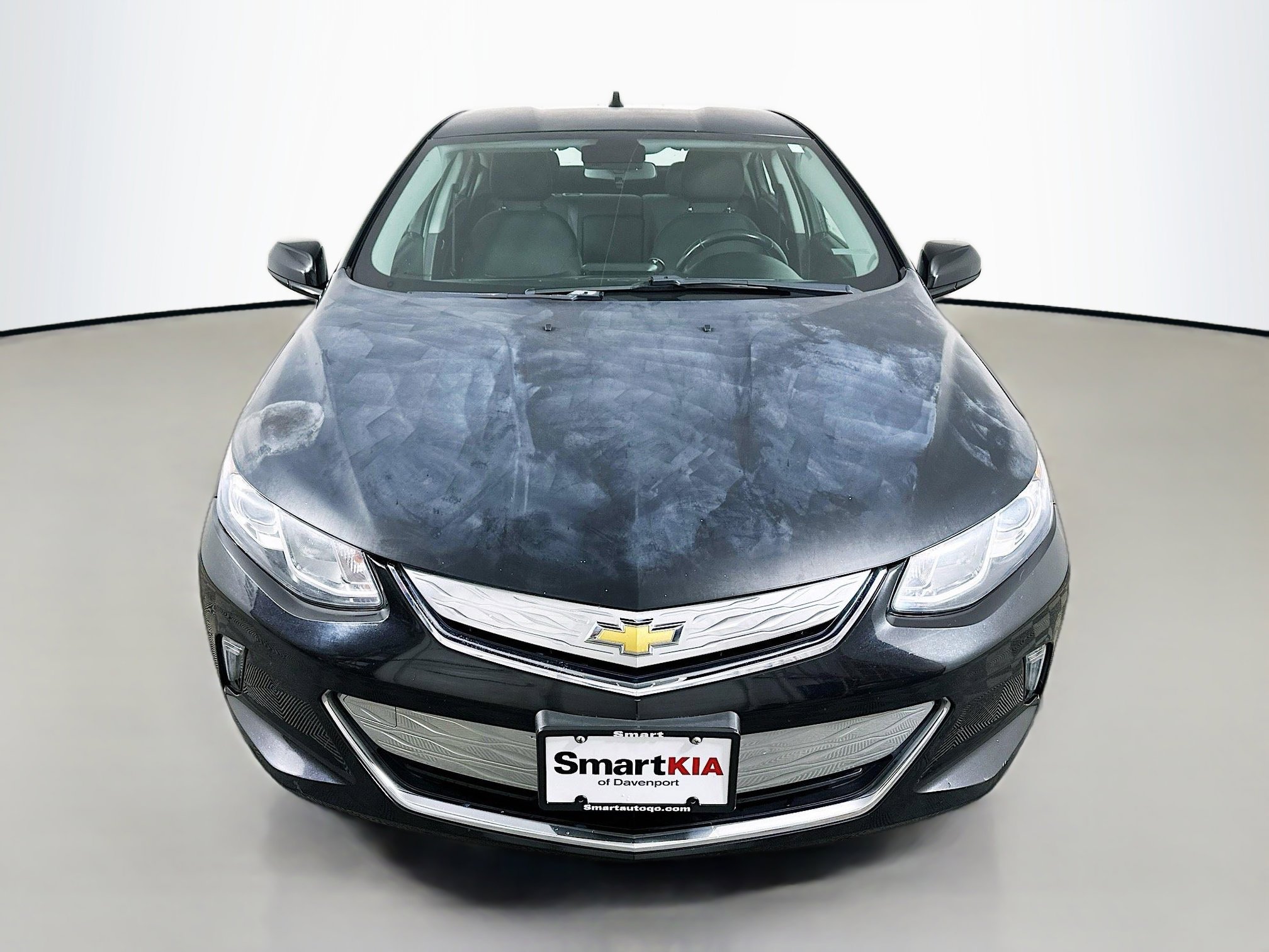 2017 Chevrolet Volt LT photo 2