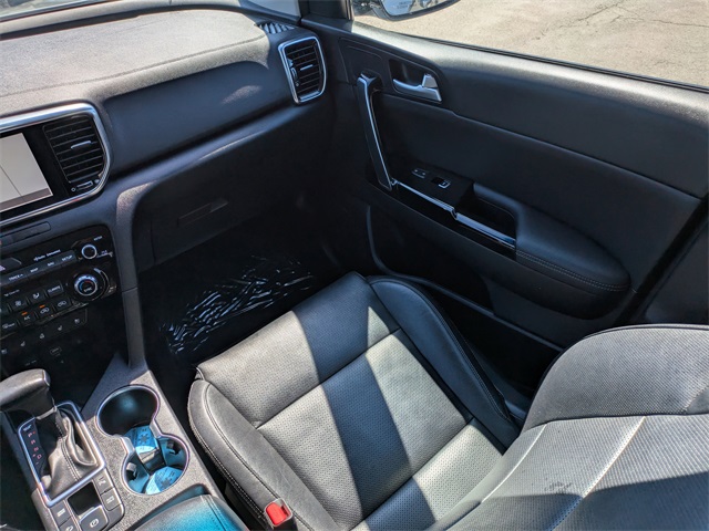 2022 Kia Sportage EX photo 16