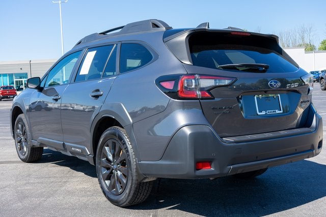 2023 Subaru Outback Onyx Edition photo 3
