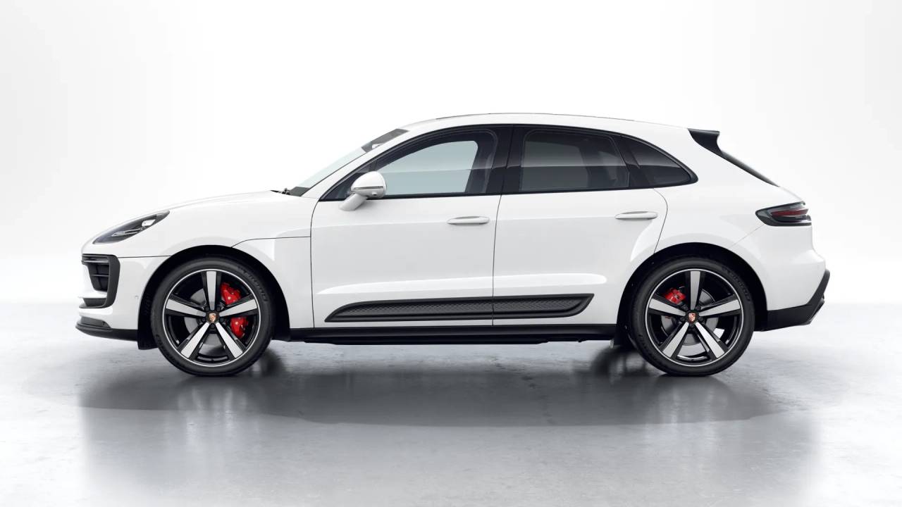 2026 Porsche Macan S photo 2