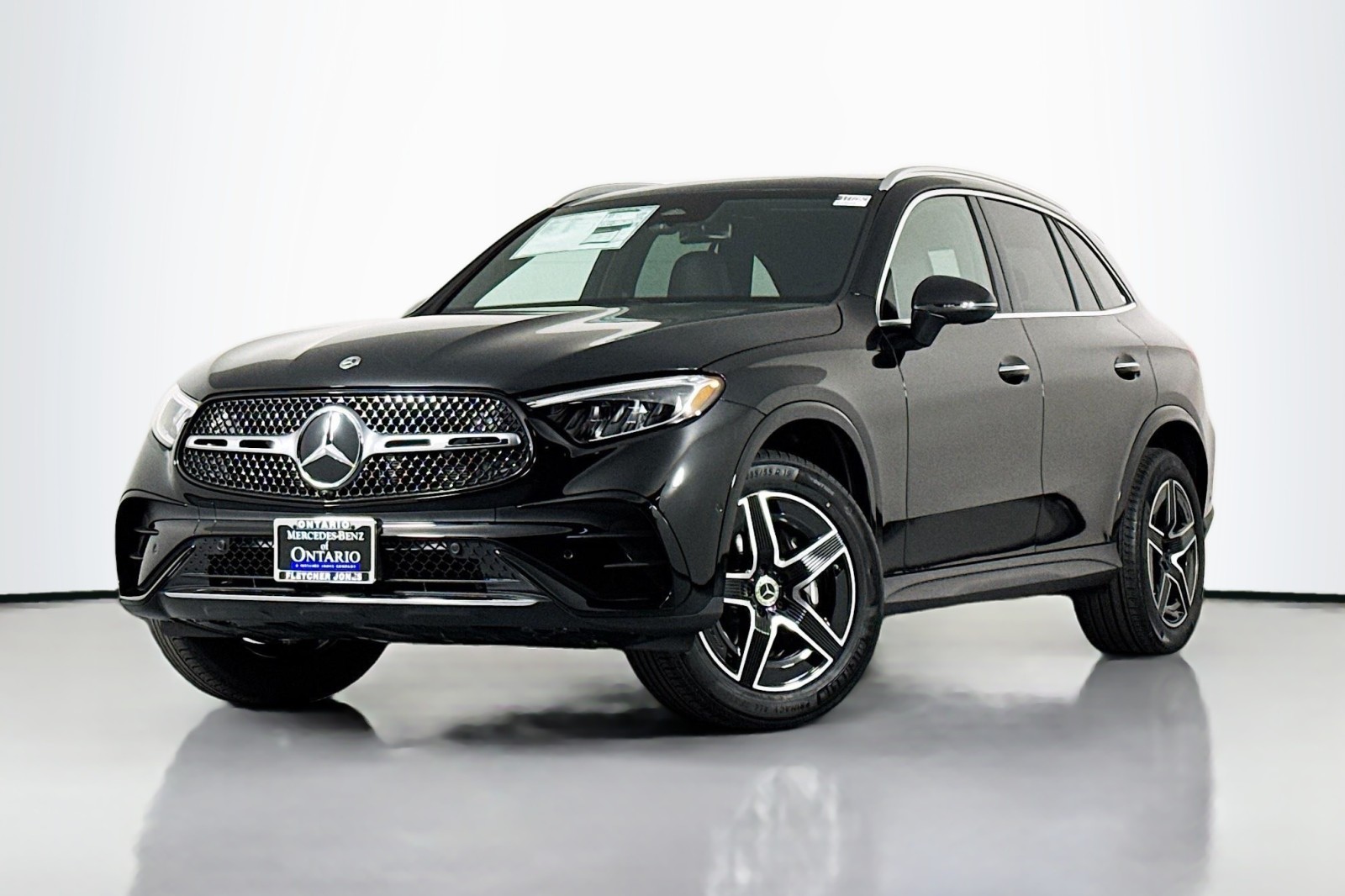 2026 Mercedes-Benz GLC Base's photo