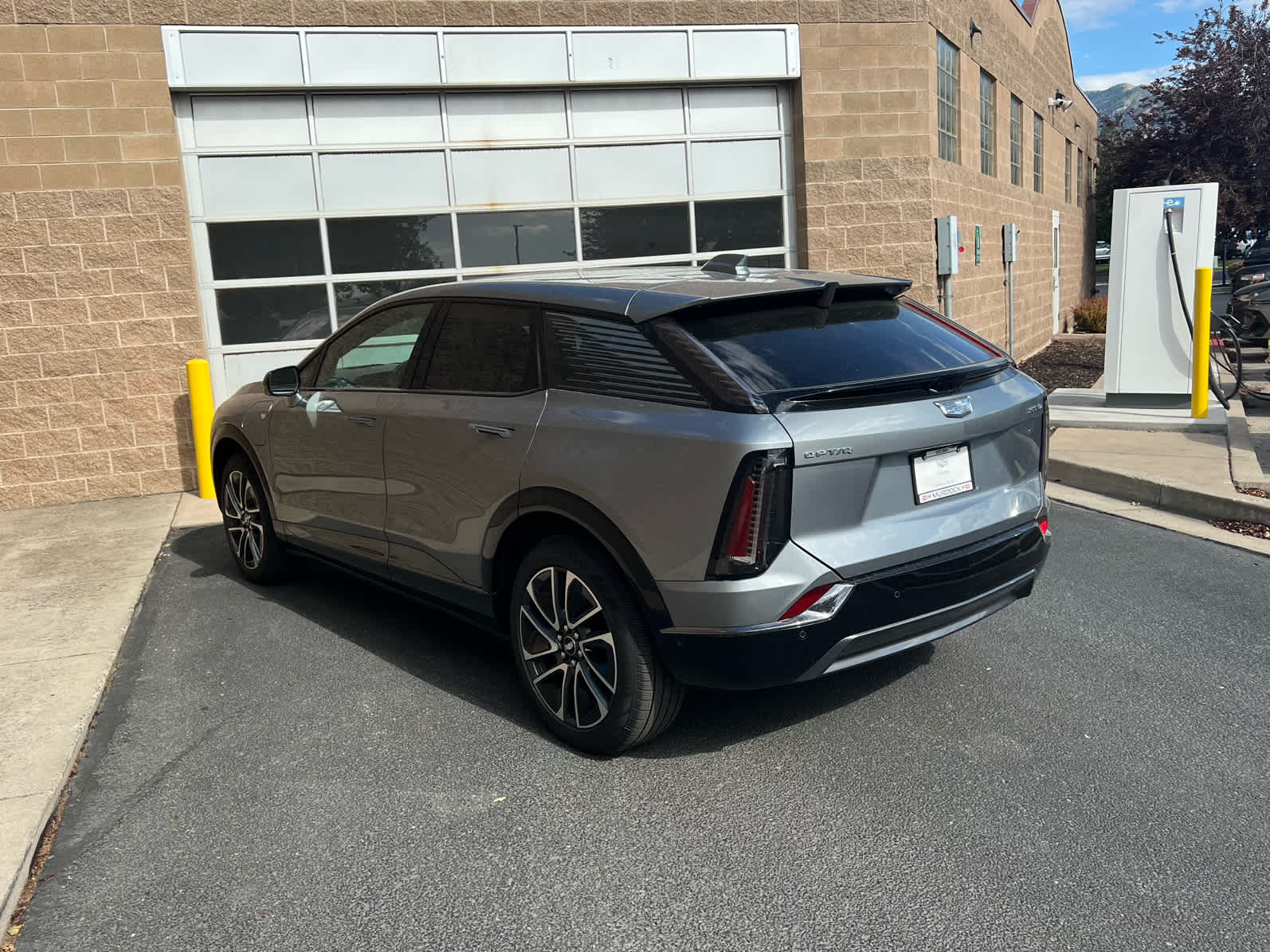2025 Cadillac Optiq Sport photo 3