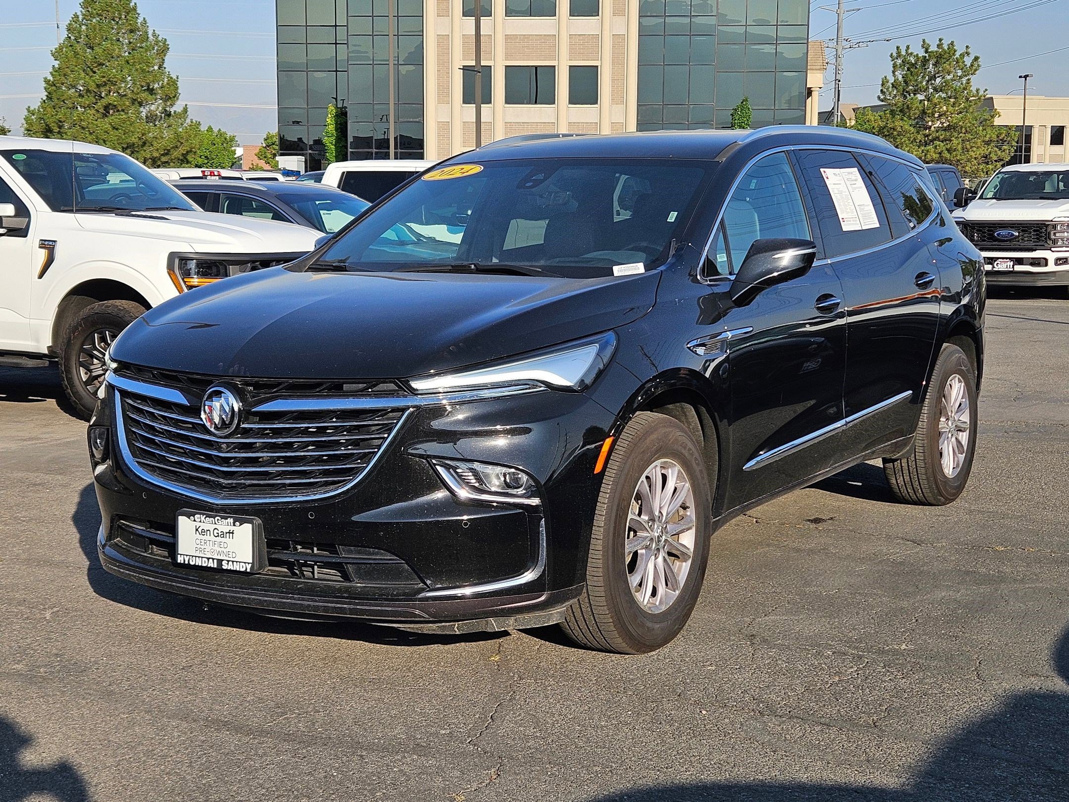2024 Buick Enclave Premium photo 3