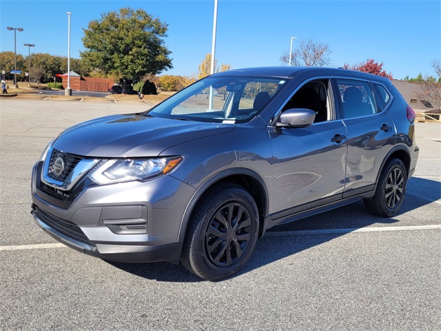 2020 Nissan Rogue S photo 2