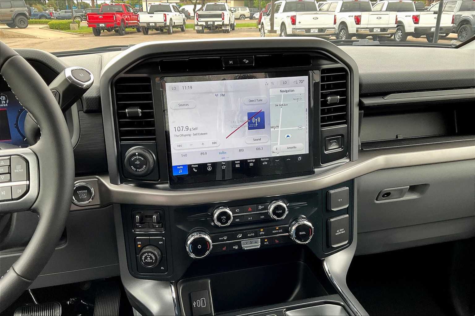 2025 Ford F-150 XLT photo 6