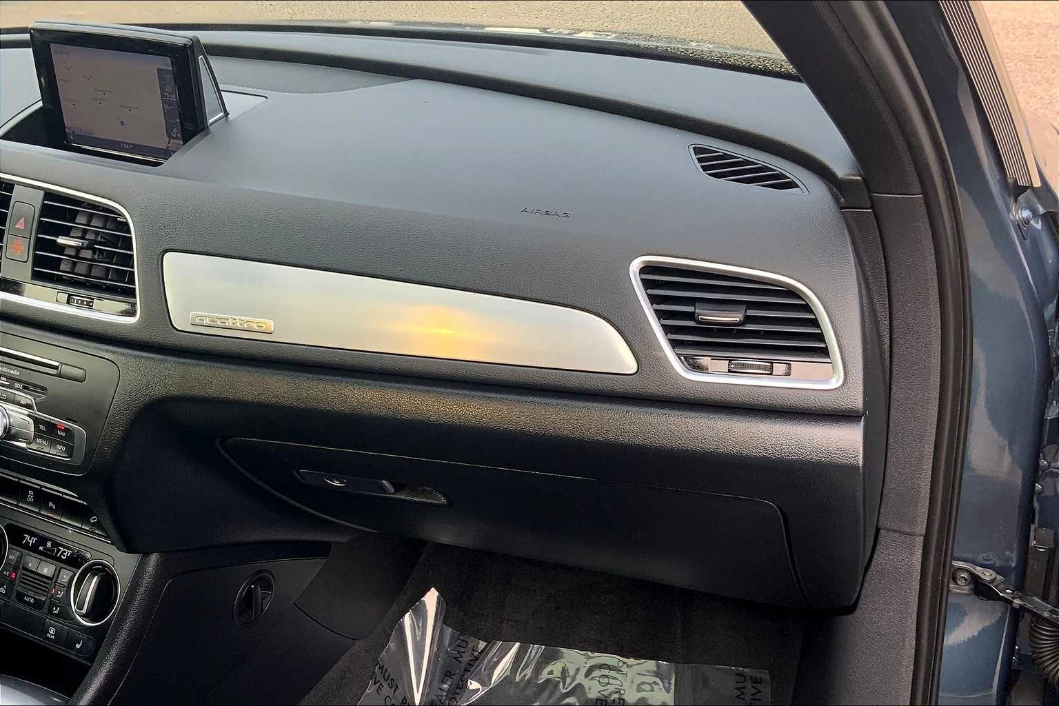 2018 Audi Q3 Premium Plus photo 17