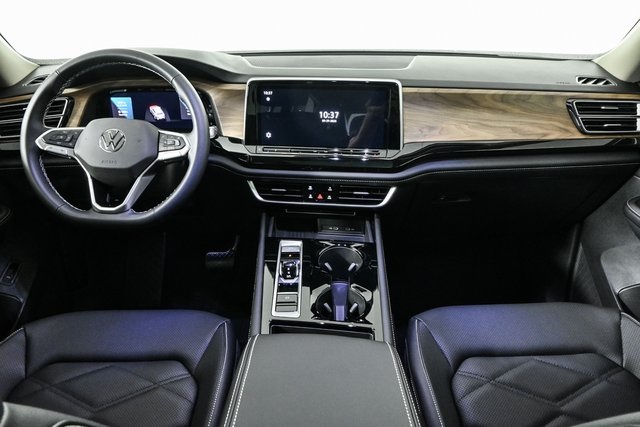 2026 Volkswagen Atlas SE Technology photo 19