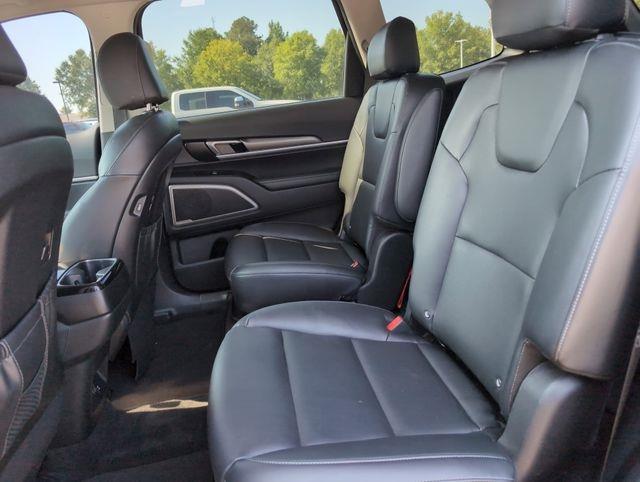 2022 Kia Telluride S photo 28