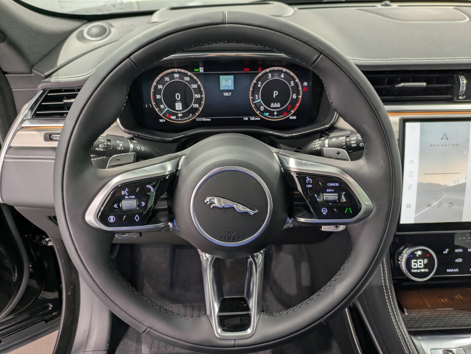 2026 Jaguar F-PACE P250 R-Dynamic S photo 15