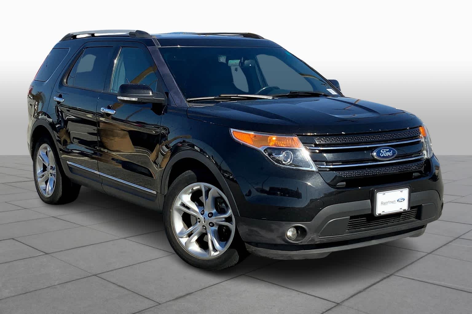 2013 Ford Explorer Limited photo 2