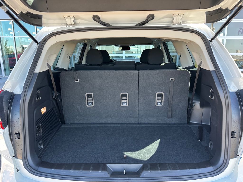 2024 Subaru Ascent Base photo 25