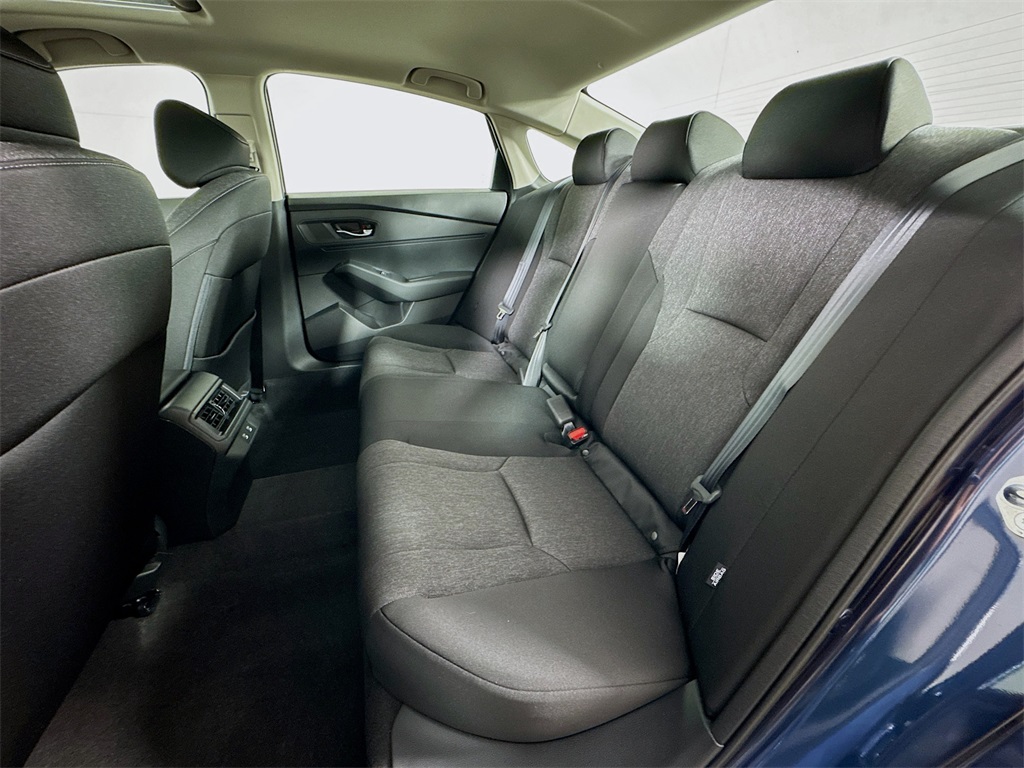 2025 Honda Accord SE photo 14