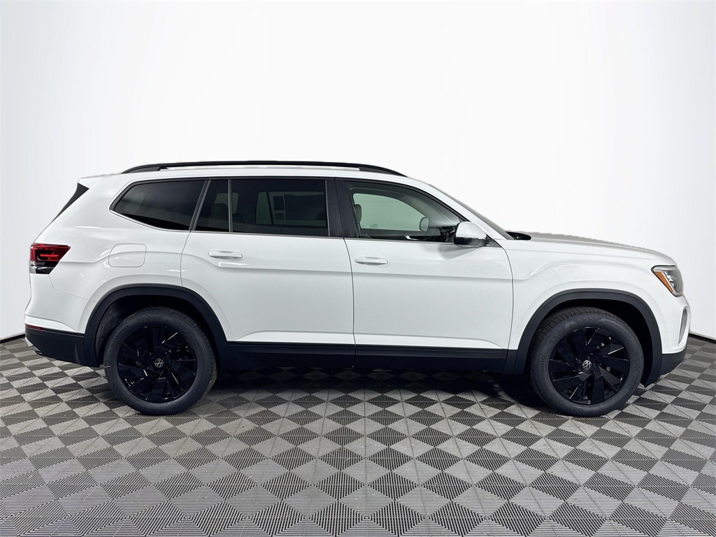 2025 Volkswagen Atlas SE Technology photo 5