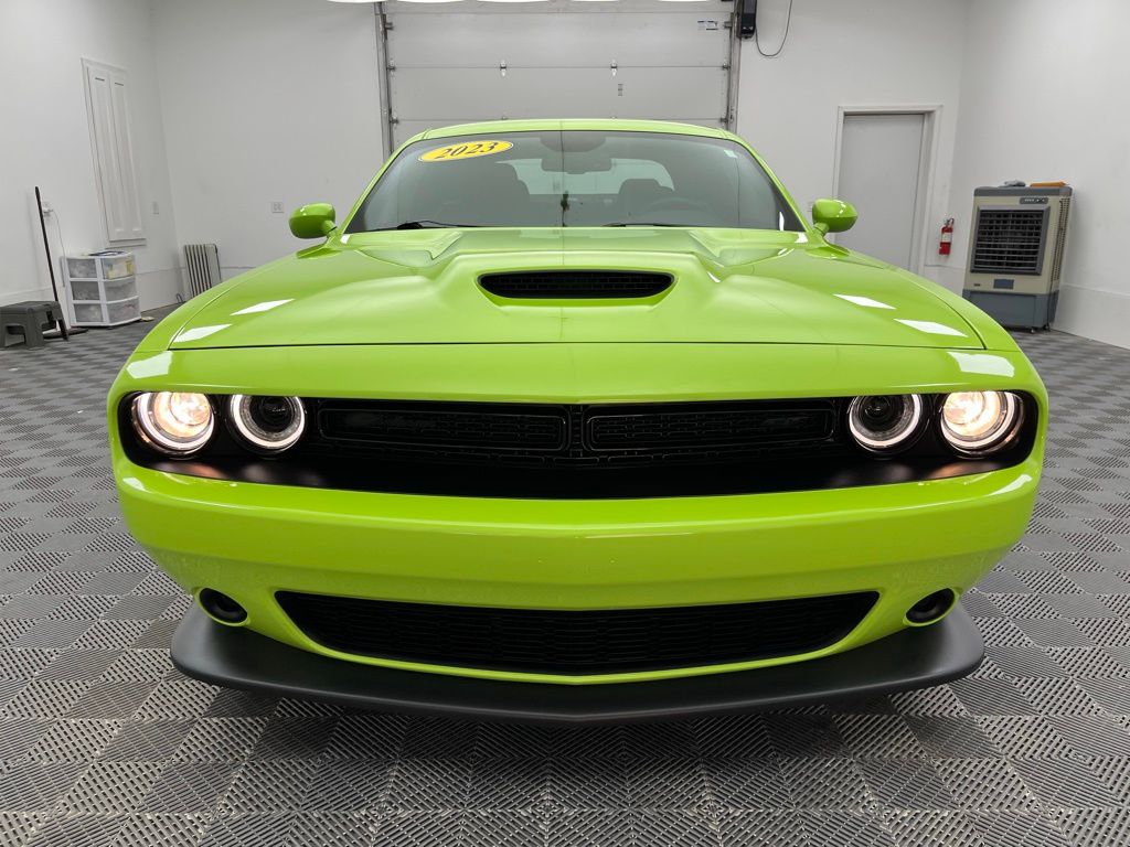 2023 Dodge Challenger GT photo 12