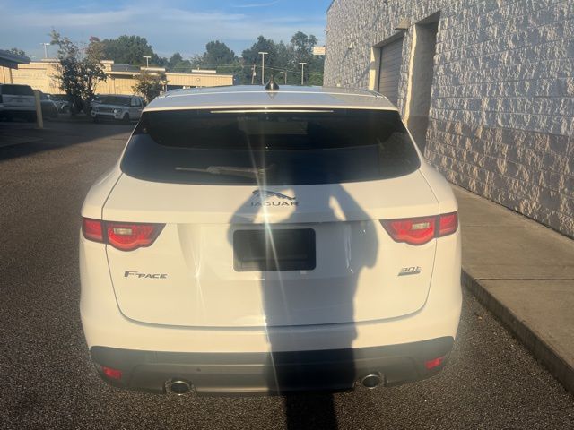2020 Jaguar F-PACE Prestige photo 5