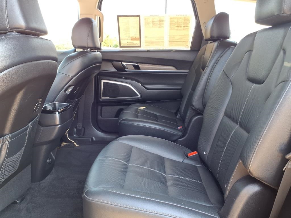 2022 Kia Telluride EX photo 8