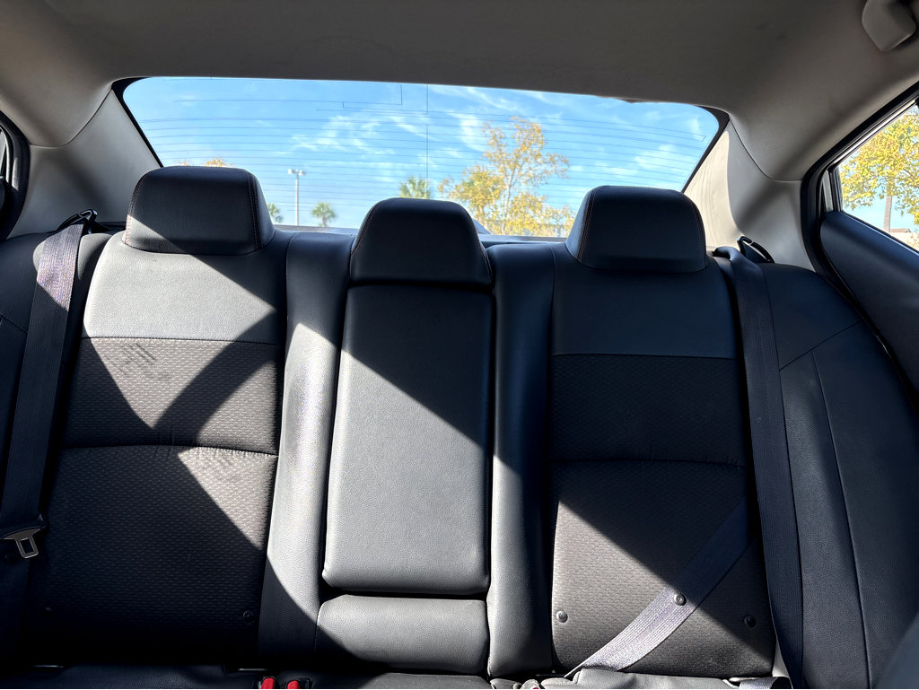 2022 Nissan Altima 2.5 SR photo 4