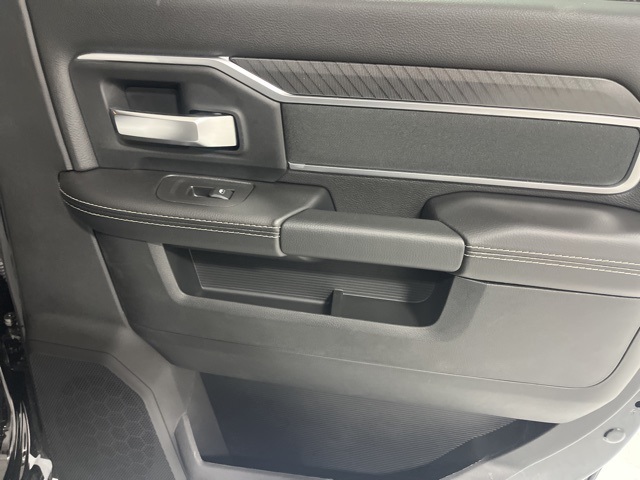 2026 Ram 2500 Big Horn photo 25