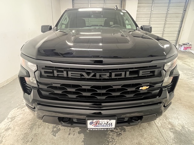 2025 Chevrolet Silverado 1500 Custom photo 6
