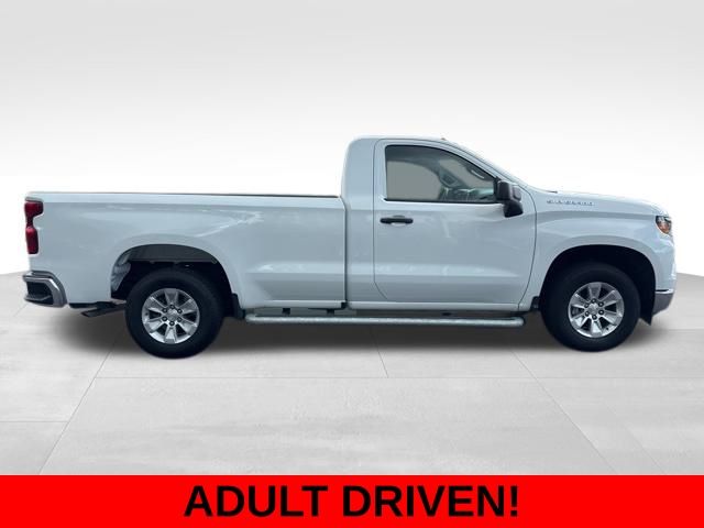2024 Chevrolet Silverado 1500 photo 2