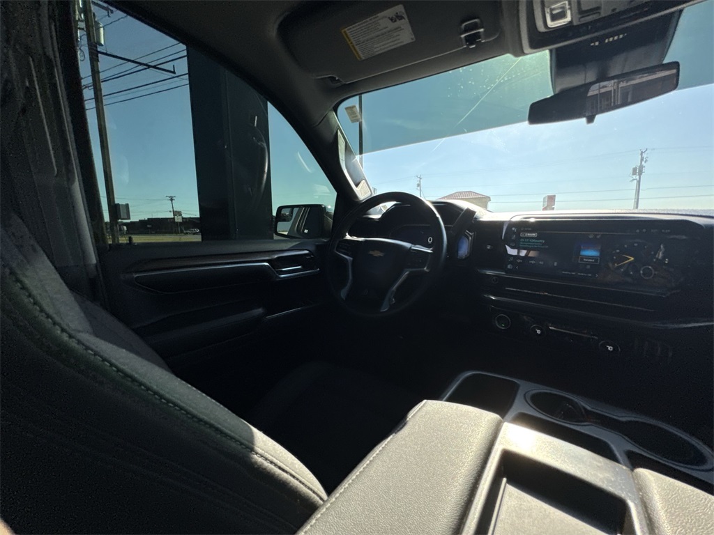2023 Chevrolet Silverado 1500 LT photo 15