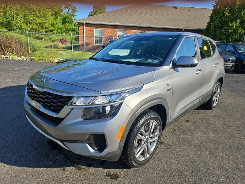 2021 Kia Seltos LX photo 2