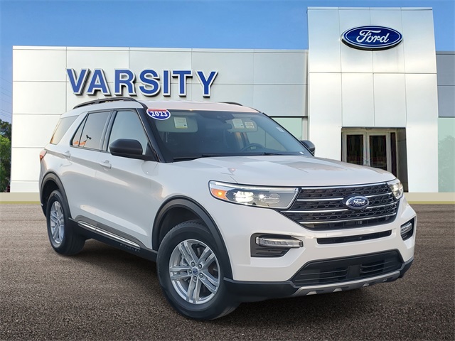 2023 Ford Explorer XLT's photo