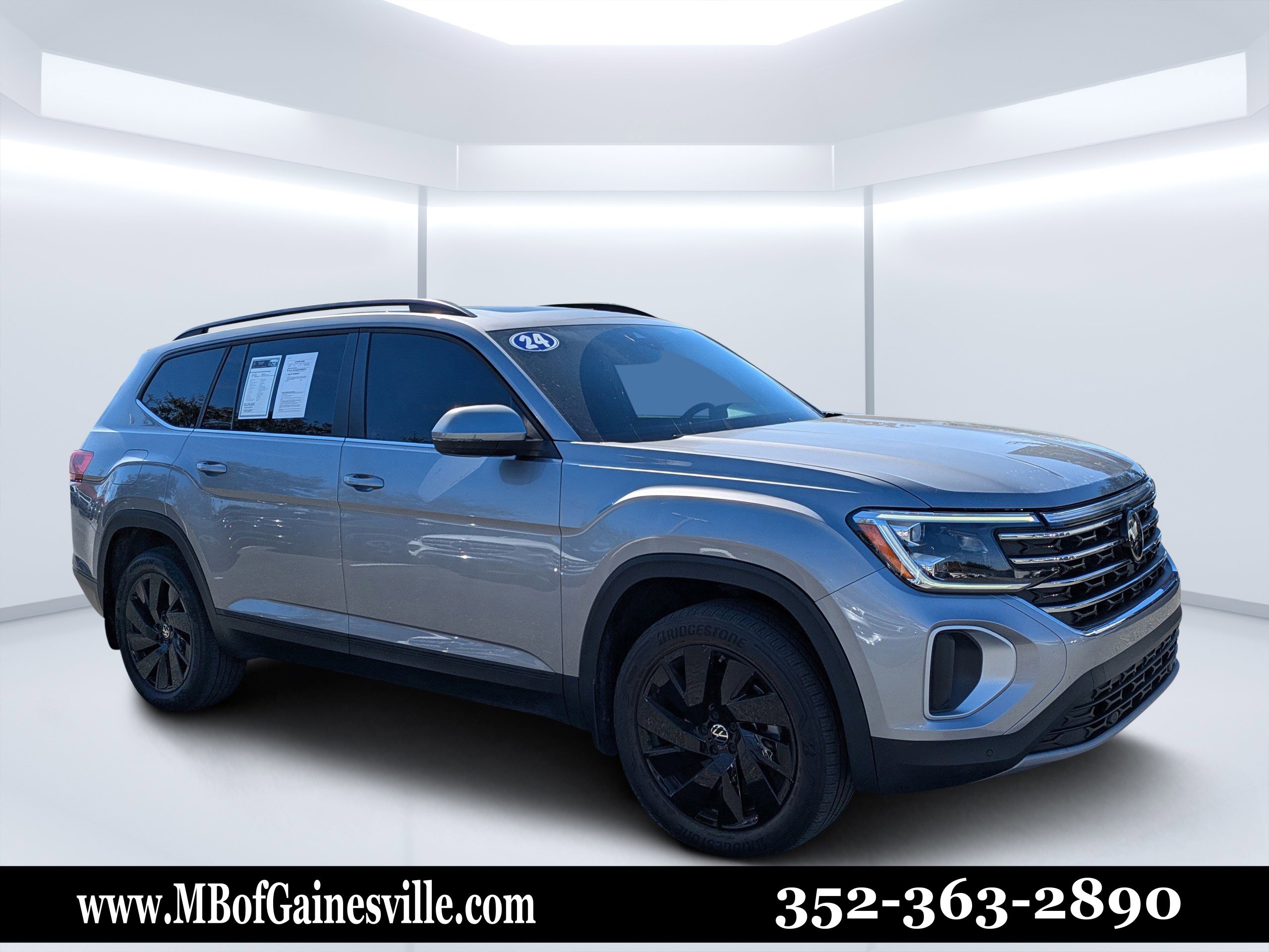 2024 Volkswagen Atlas SE w/Tech