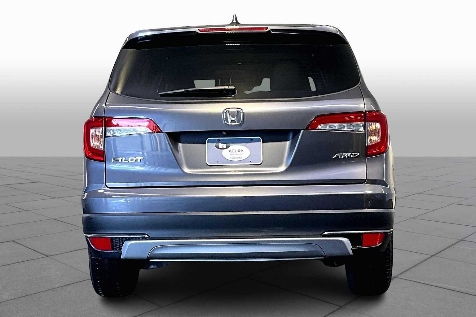 2020 Honda Pilot EX-L photo 4