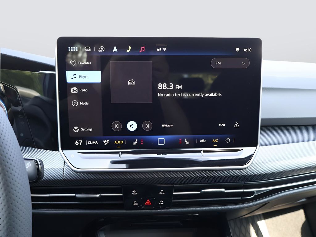 2025 Volkswagen Golf GTI SE photo 19