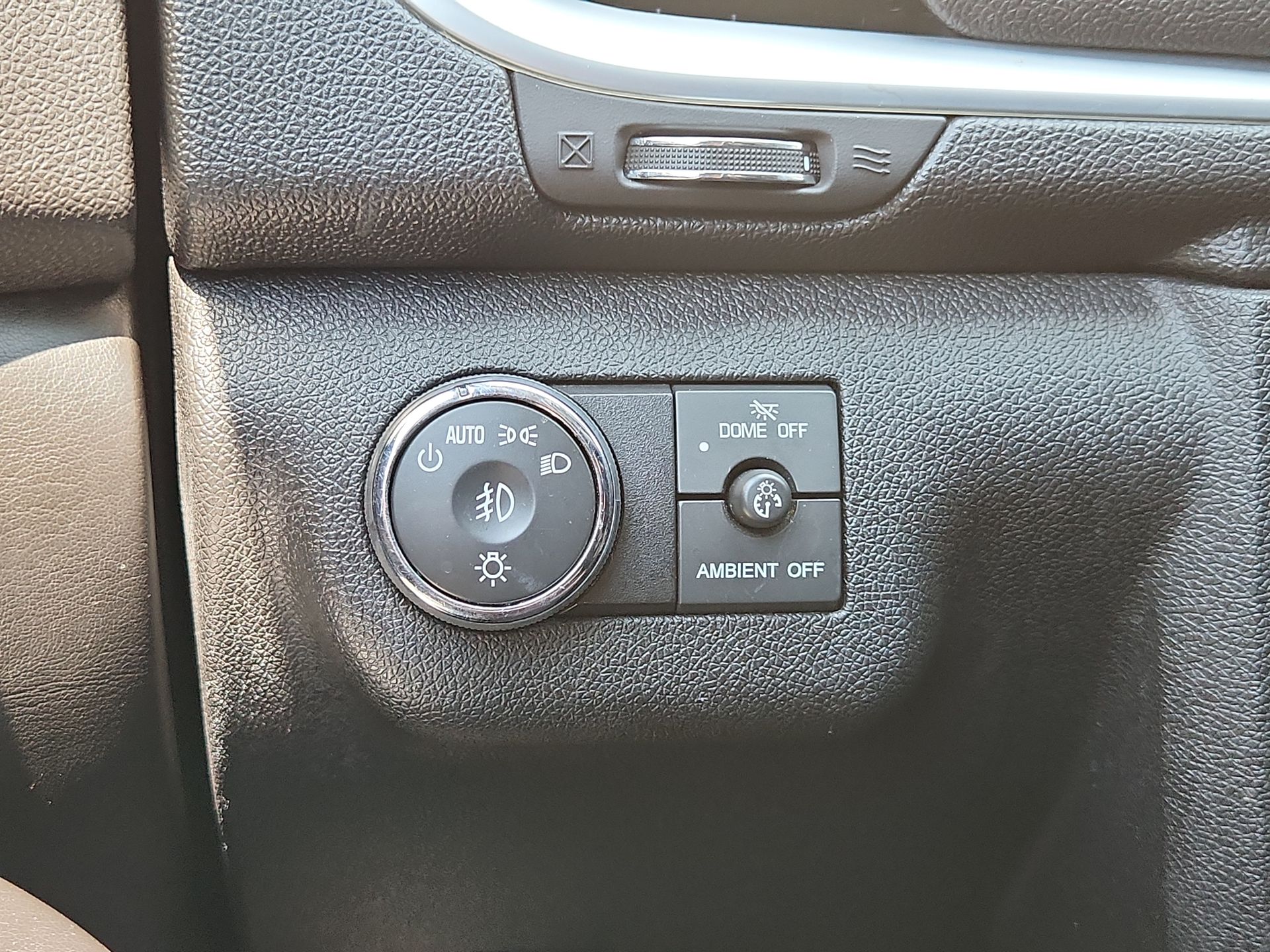 2014 Chevrolet Traverse 1LT photo 16