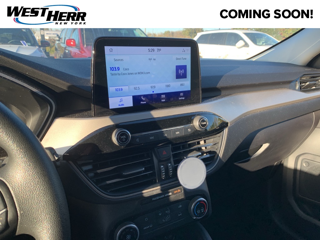 2021 Ford Escape SE photo 5