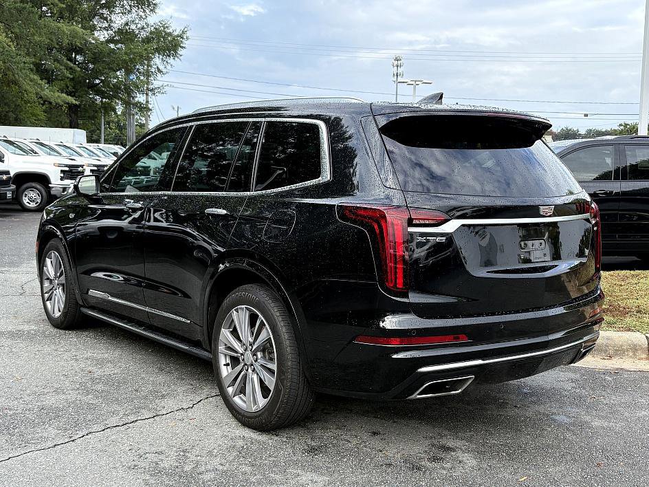 2020 Cadillac XT6 Premium Luxury photo 3
