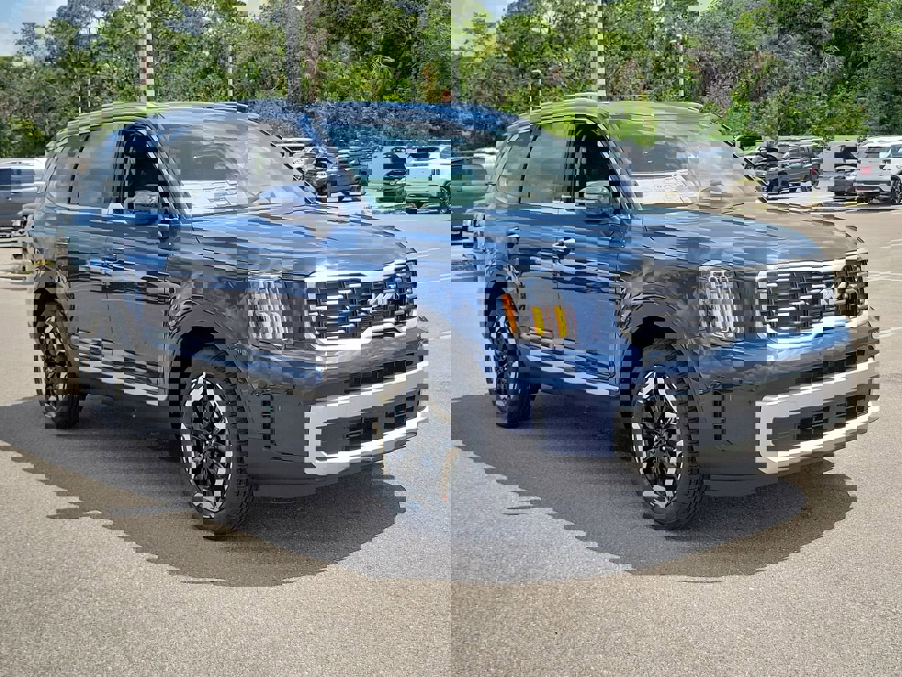 2025 Kia Telluride S photo 2