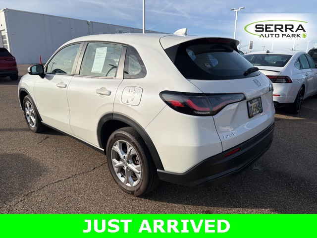 2023 Honda HR-V LX photo 4