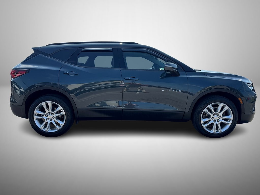 2019 Chevrolet Blazer Base photo 3