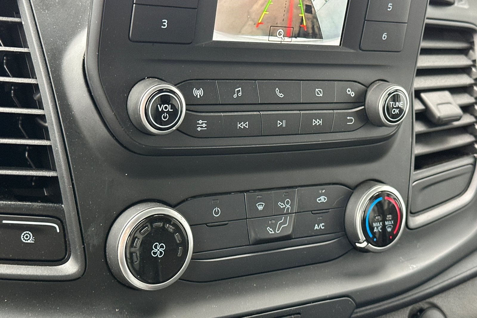 2023 Ford Transit photo 16