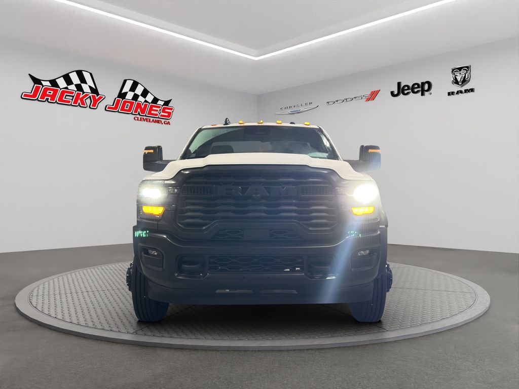 2025 Ram 5500 Tradesman photo 8