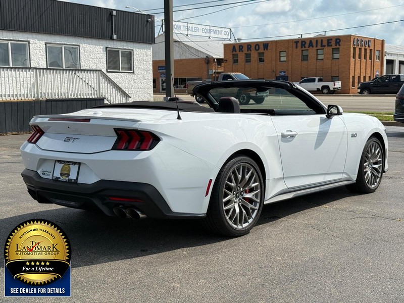 2024 Ford Mustang GT Premium Convertible photo 4