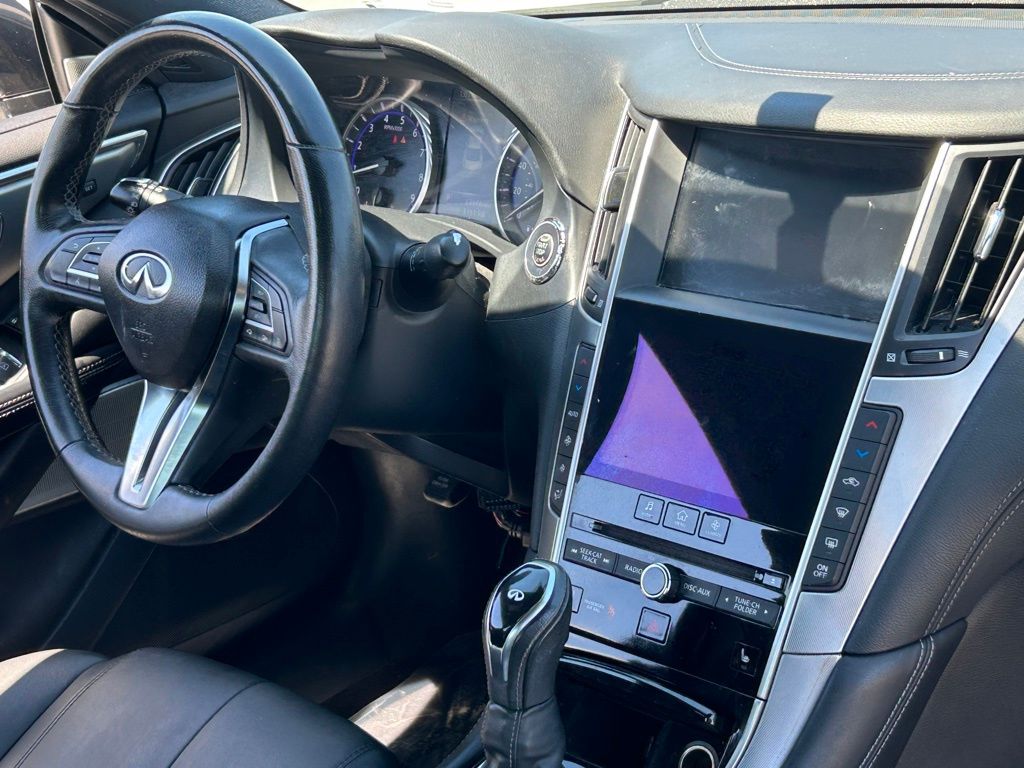2017 Infiniti Q60 3.0t Premium photo 18