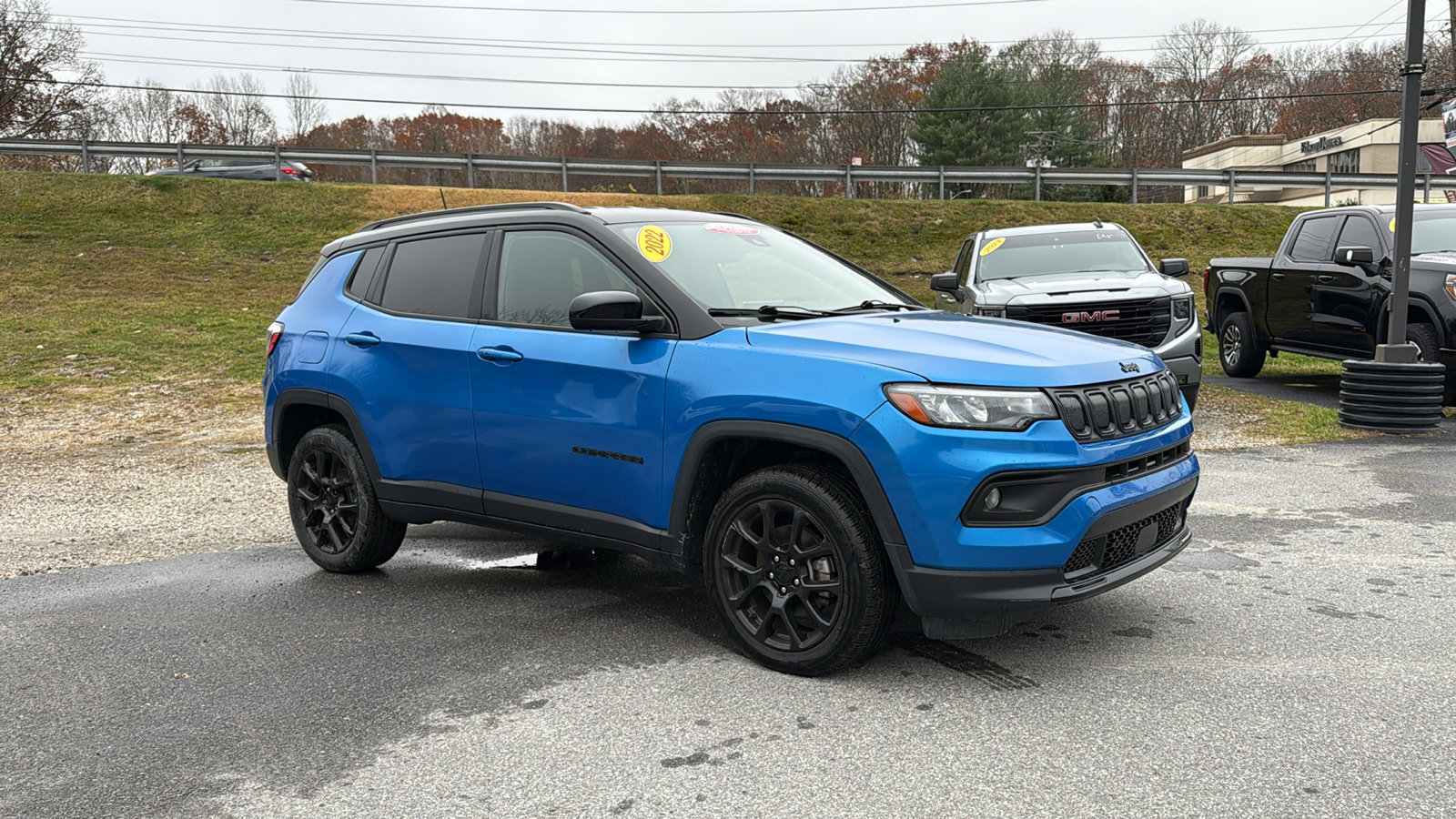 2022 Jeep Compass Altitude photo 2