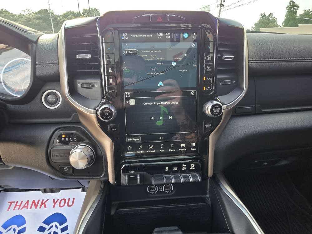 2022 Ram 1500 Laramie photo 14