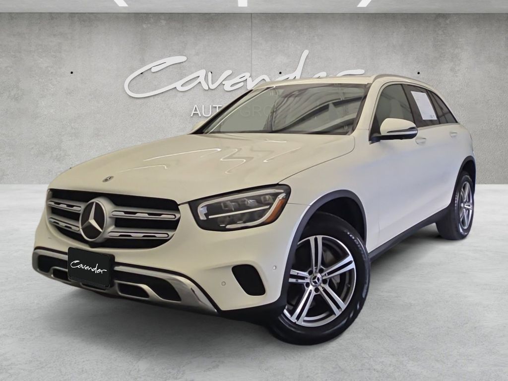 2022 Mercedes-Benz GLC GLC300's photo